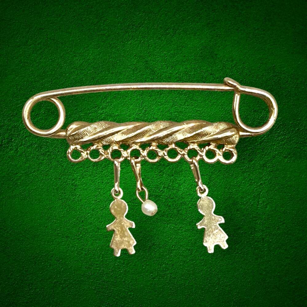 Gold Tone Safety Pin Brooch Two Girl Charms Faux Pearl Dangle Family Jewelry